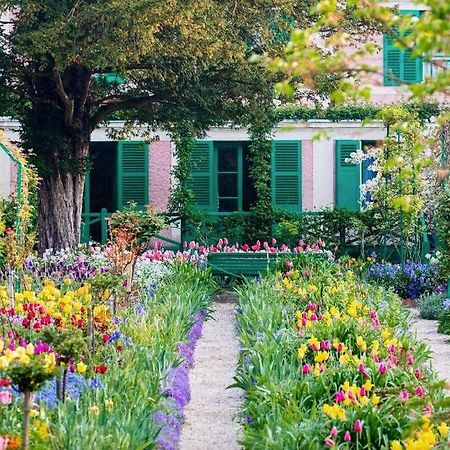 Maison Fleurs De Lys, Climatisee, Wifi Et Parking Privee Gratuit, Lave-Linge, Vernon Giverny 외부 사진