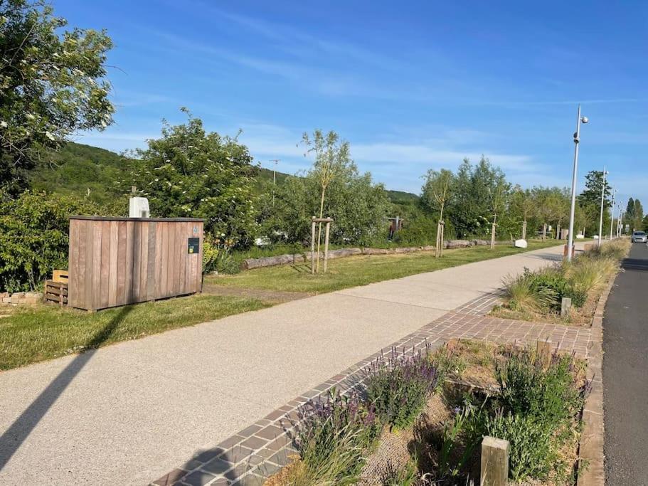Maison Fleurs De Lys, Climatisee, Wifi Et Parking Privee Gratuit, Lave-Linge, Vernon Giverny 외부 사진