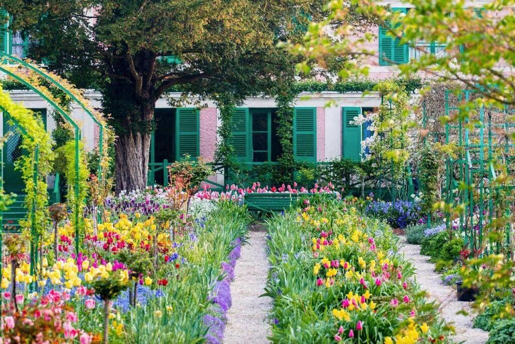 Maison Fleurs De Lys, Climatisee, Wifi Et Parking Privee Gratuit, Lave-Linge, Vernon Giverny 외부 사진