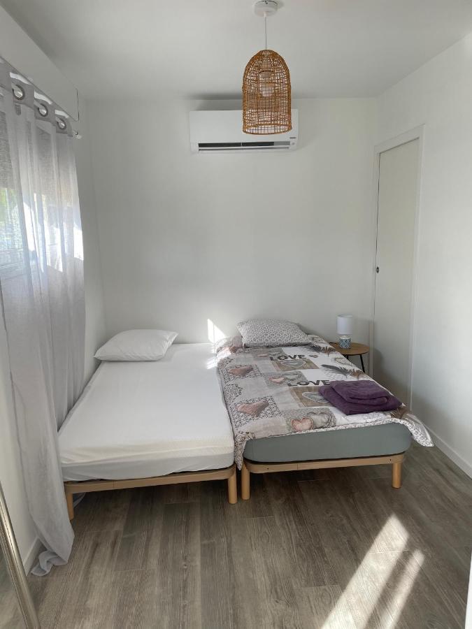 Maison Fleurs De Lys, Climatisee, Wifi Et Parking Privee Gratuit, Lave-Linge, Vernon Giverny 외부 사진